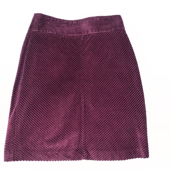 GAP Dresses & Skirts - GAP Chevron Burgundy Corduroy Skirt